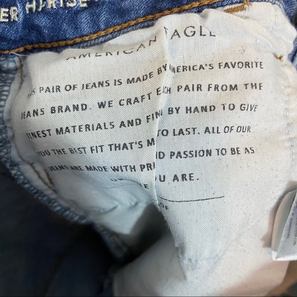 American Eagle super high rise distressed jeans - Picture 9 of 11